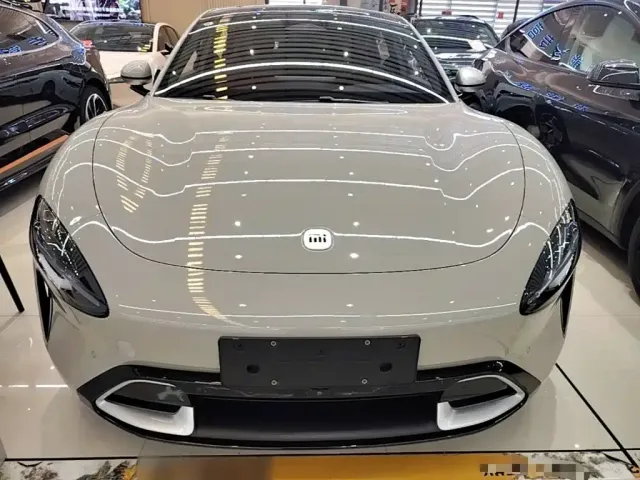 Xiaomi SU7 — Фото автомобиля 2