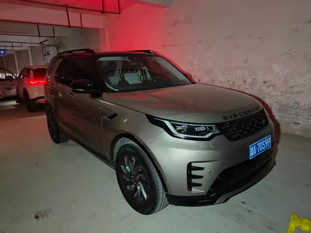 Фотография автомобиля — Land Rover Discovery