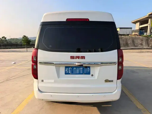 Jinbei Golden Sea Lion Classic 2024 1.5L Travel Lion Commercial 9-Seater — Фото автомобиля 3