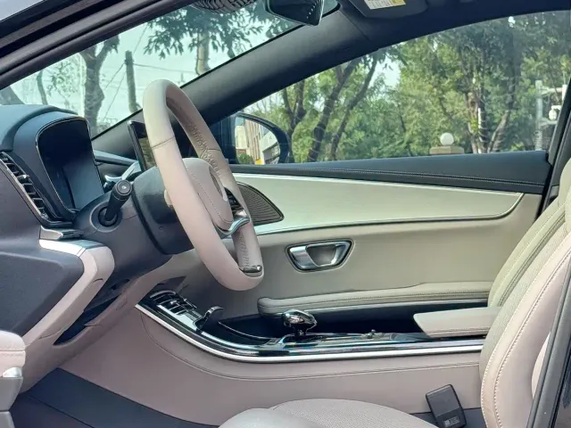 BYD Han 2025 EV 506KM Premium — Фото автомобиля 11