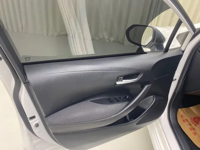 Toyota Corolla — Фото автомобиля 7