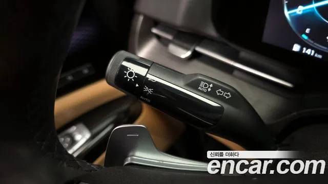 Kia Canival Carnival 4 поколение Дизель 9 мест Signature — Фото автомобиля 18