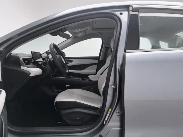 BYD Seal 05 DM-i — Фото автомобиля 10