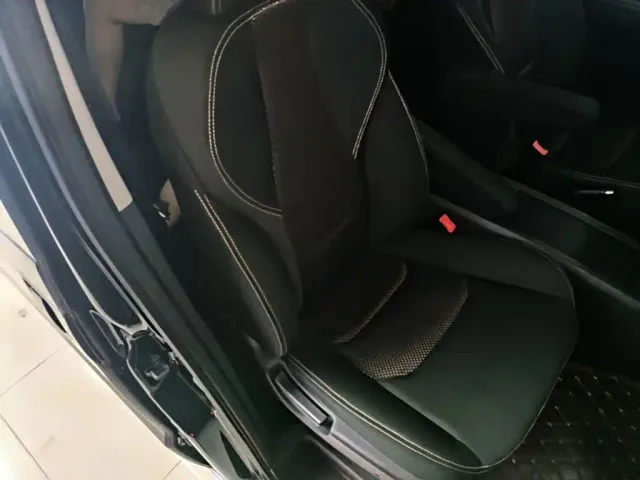 JAC Refine M3 — Фото автомобиля 24