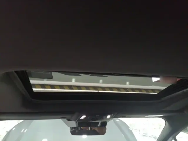 Toyota Sienna — Фото автомобиля 17