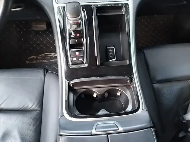 GAC Trumpchi M8 — Фото автомобиля 13