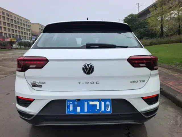 Volkswagen T-Roc — Фото автомобиля 5