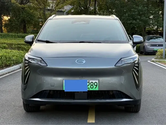 GAC Aion Y — Фото автомобиля 2