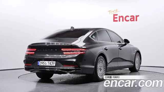 Genesis G80 Бензин 2.5 турбо AWD — Фото автомобиля 2