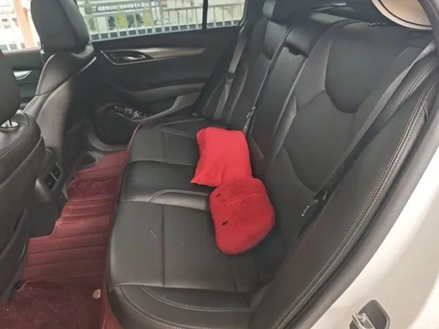 Cadillac CT5 — Фото автомобиля 16