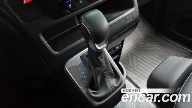 Hyundai Staria — Фото автомобиля 12
