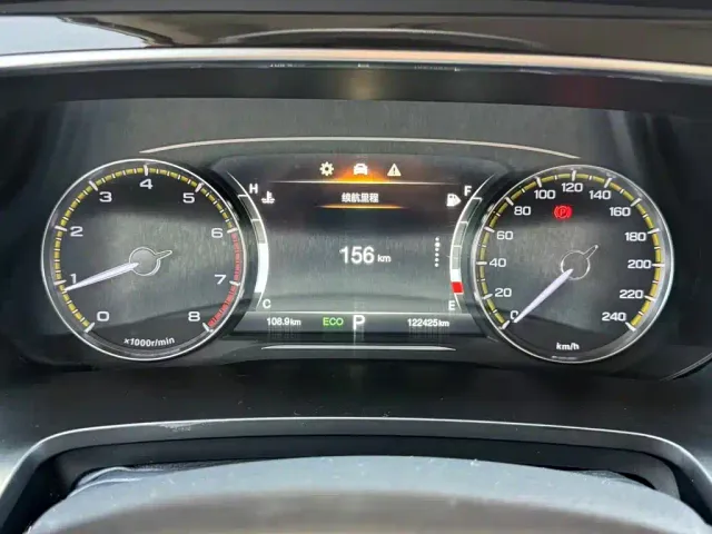 GAC Trumpchi M8 — Фото автомобиля 4