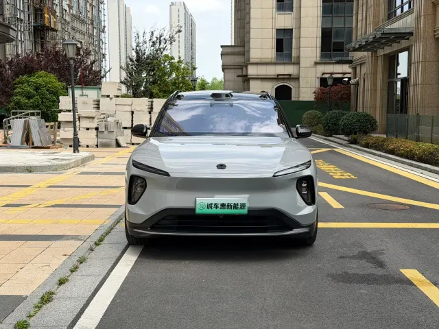 Nio ES6 — Фото автомобиля 2