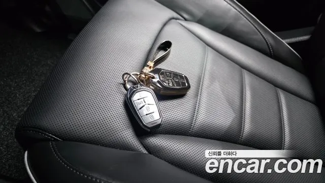 KG_Mobility_Ssangyong Rexton Rexton Arena Дизель 2.2 4WD — Фото автомобиля 15