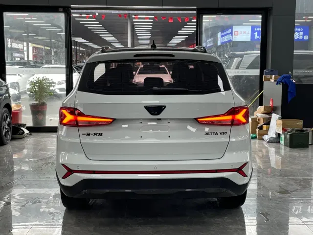 Jetta VS7 — Фото автомобиля 15