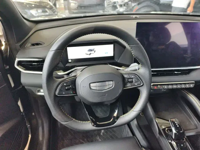 Geely Binyue — Фото автомобиля 3