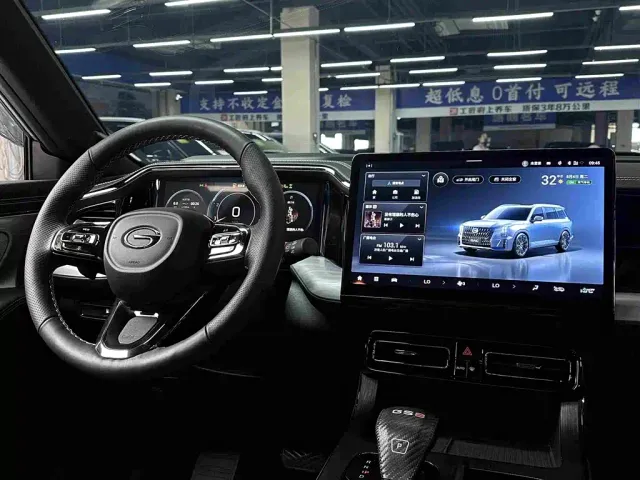 GAC Trumpchi GS8 — Фото автомобиля 19