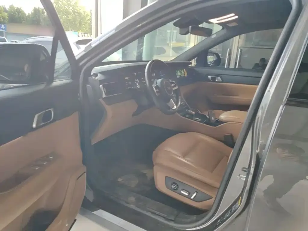 Li Auto Li ONE 2021 Extended Range 6-Seater — Фото автомобиля 11