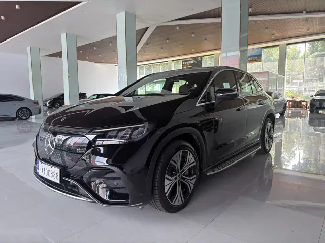 Фотография автомобиля — Mercedes-Benz EQE SUV