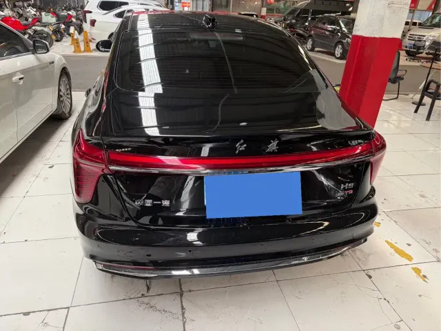 Hongqi H5 — Фото автомобиля 14