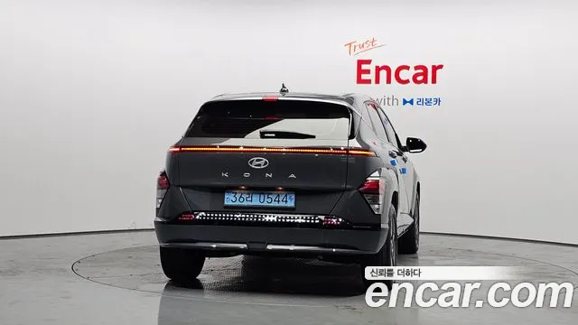 Hyundai Kona — Фото автомобиля 4