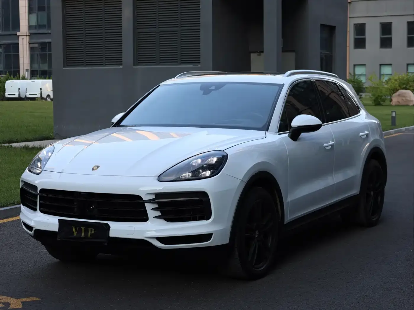 Фотография автомобиля — Porsche Cayenne