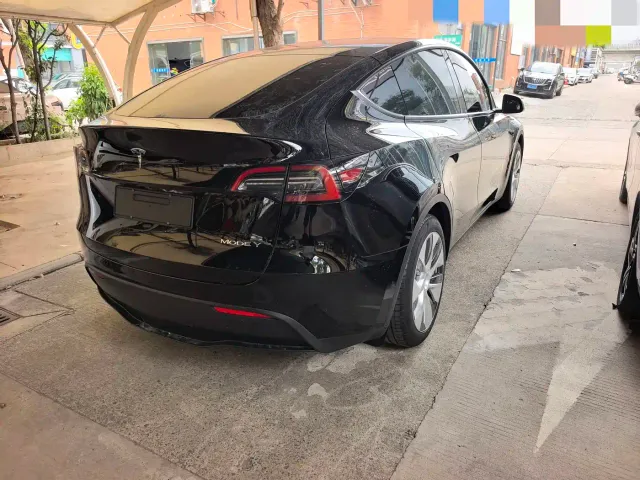 Tesla Model Y 2022 Facelift Rear-Wheel Drive Version — Фото автомобиля 15