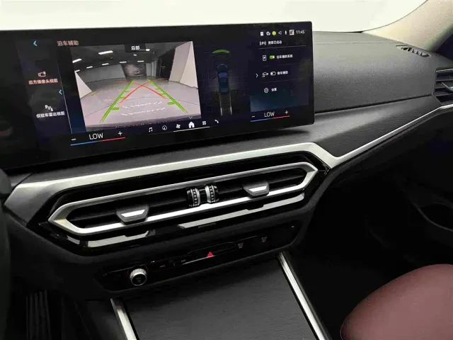 BMW 3 Series — Фото автомобиля 14