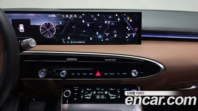 Genesis GV70 — Фото автомобиля 20