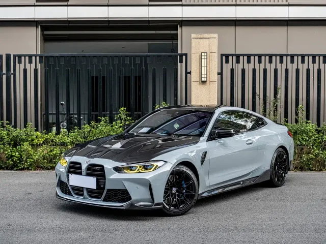 Фотография автомобиля — BMW M4