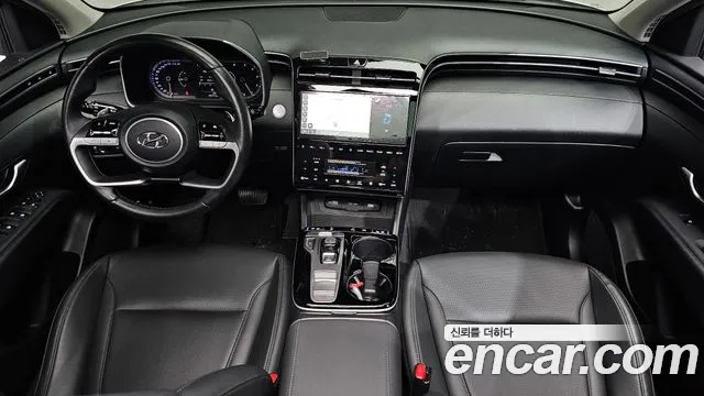 Hyundai Tucson Tucson (NX4) Дизель 2.0 2WD — Фото автомобиля 6