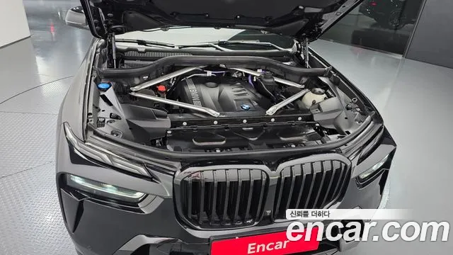 BMW X7 G07 — Фото автомобиля 8