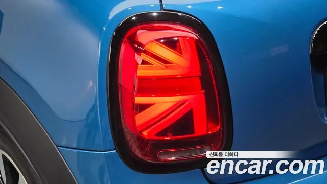 MINI Cooper — Фото автомобиля 23
