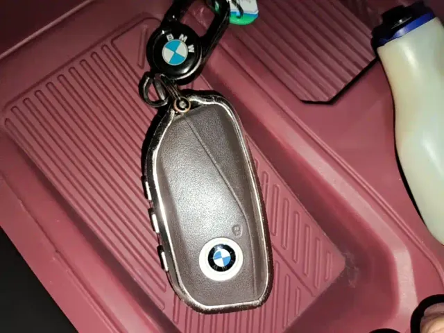 BMW i5 — Фото автомобиля 8
