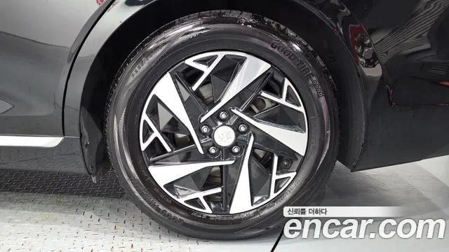 Hyundai Grandeur (New) Hybrid — Фото автомобиля 6