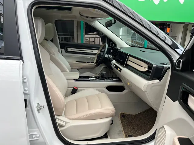 Geely ICON — Фото автомобиля 6