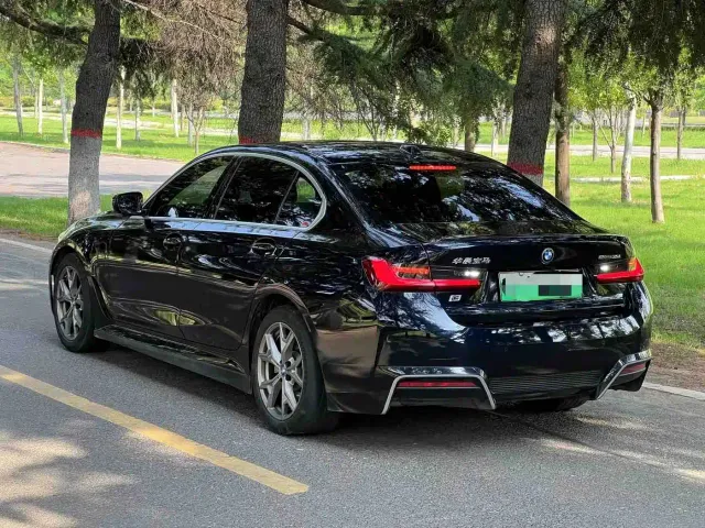 BMW i3 — Фото автомобиля 9