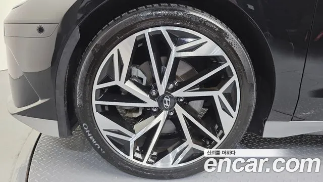 Hyundai Ioniq6 — Фото автомобиля 4