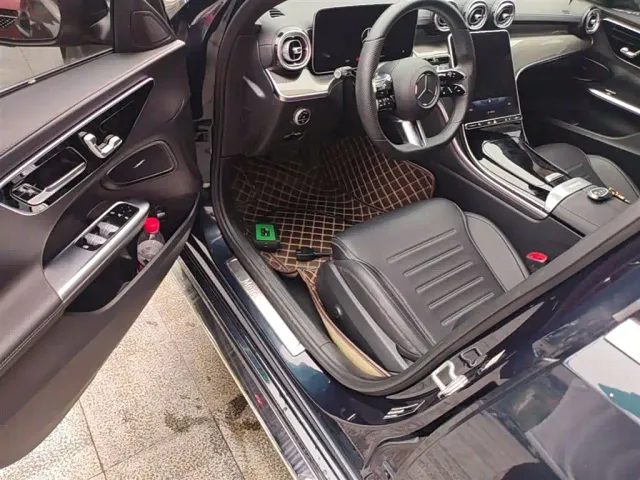 Mercedes-Benz C-Class — Фото автомобиля 15