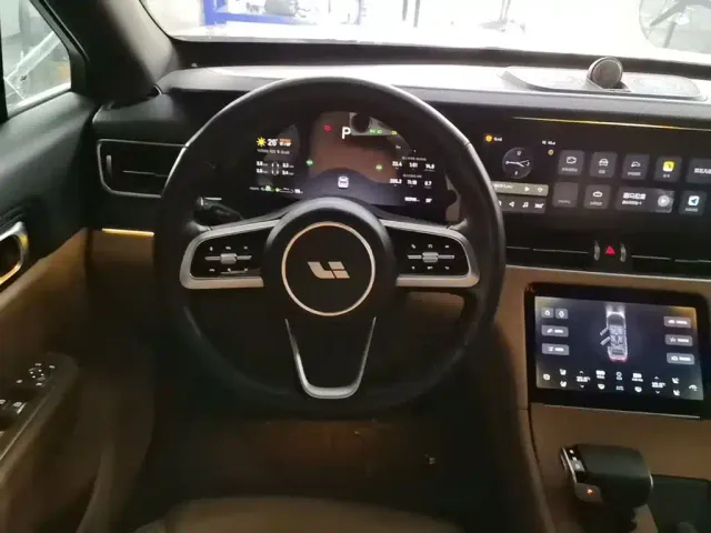 Li Auto ONE — Фото автомобиля 10