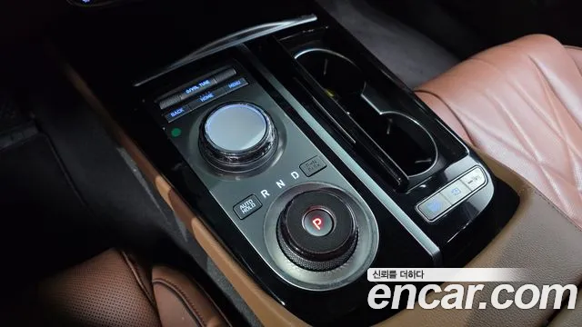 Genesis G80 RG3 — Фото автомобиля 12