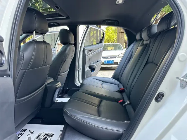 Honda Civic — Фото автомобиля 5