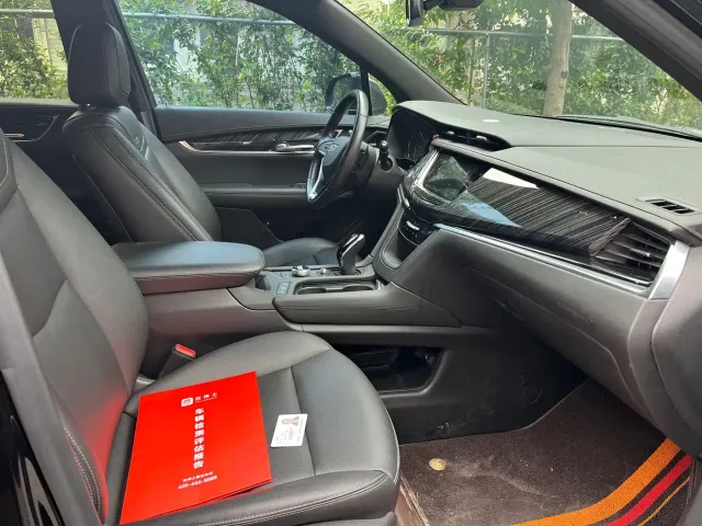 Cadillac XT6 — Фото автомобиля 6