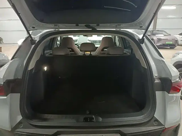 BYD Yuan PLUS — Фото автомобиля 18