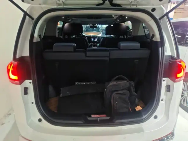 GAC Trumpchi M8 — Фото автомобиля 18
