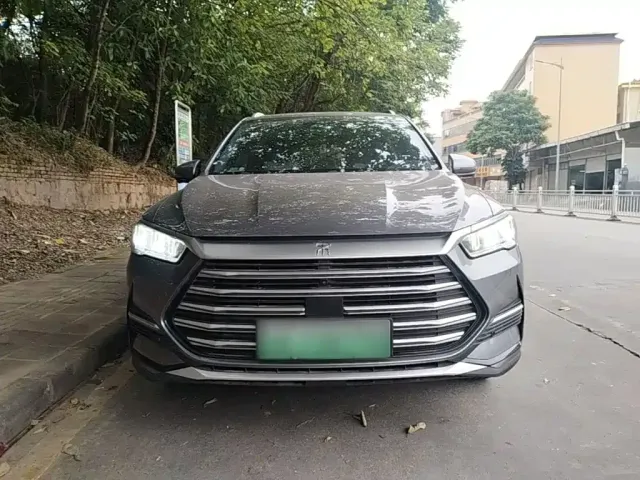 BYD Song Pro — Фото автомобиля 2