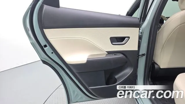Hyundai Kona SX2 — Фото автомобиля 14