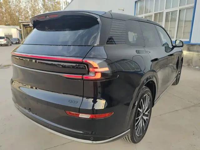 Changan Qiyuan Q07 — Фото автомобиля 7