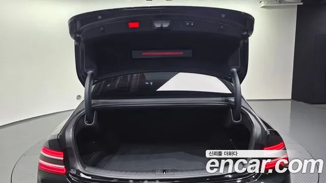 Genesis G80 RG3 — Фото автомобиля 20