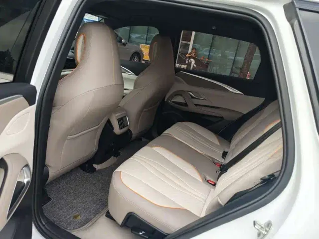 BYD Song Pro — Фото автомобиля 5